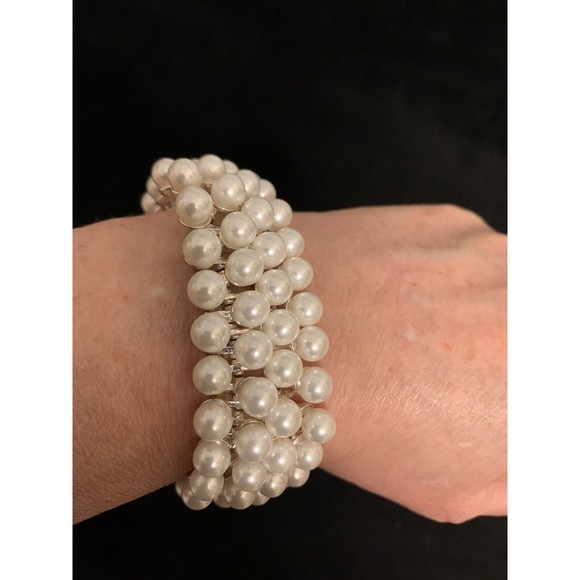 Faux Pearl Bracelet Chunky Stretchable Vintage - Picture 1 of 10